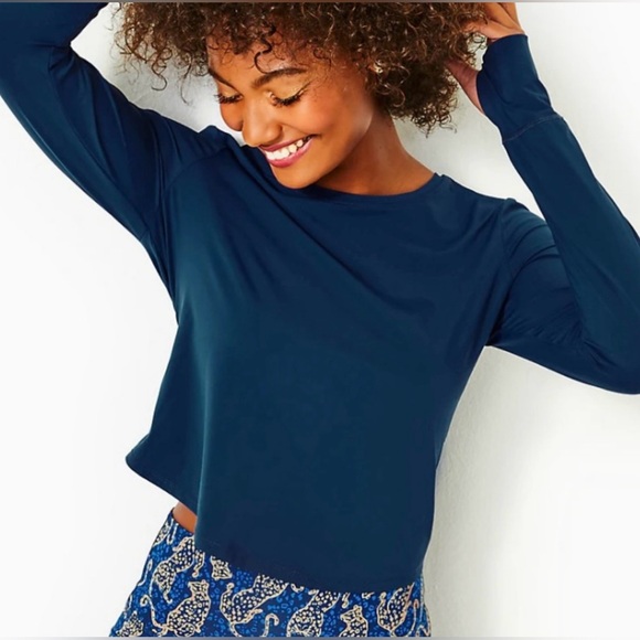 Lilly Pulitzer Luxletic Tops - Lilly  Pulitzer, UPF 50+ Luxletic 
Emerie Active Tee